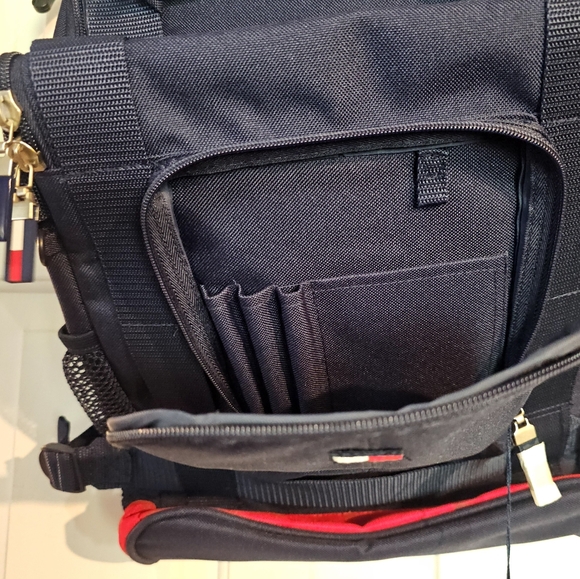 Tommy Hilfiger Exclusive Cooler Bag Backpack, Navy and Red - Picture 6 of 12